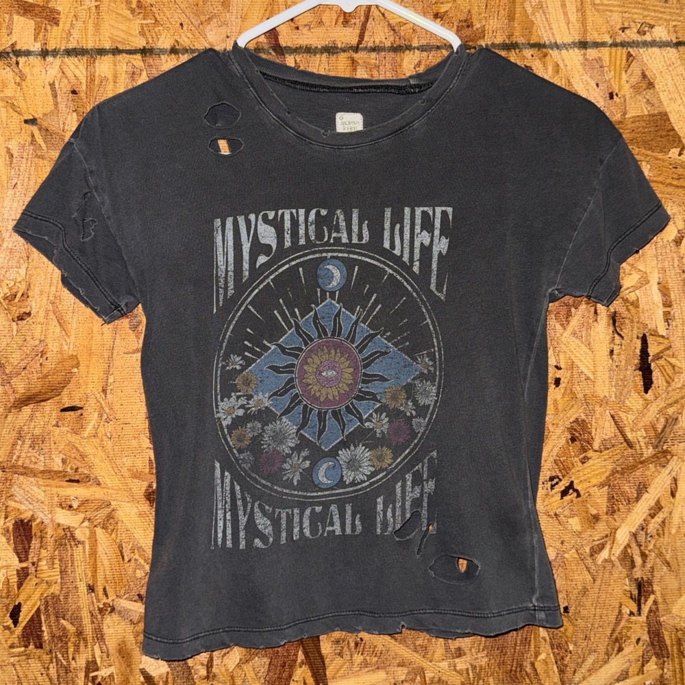 Modish Rebel Youth XS Gray Distressed Graphic Tee T-shirt‎ Whimsical Punk Alt